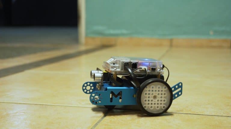 L’association « Symbiose » : un club robotique à Nouméa