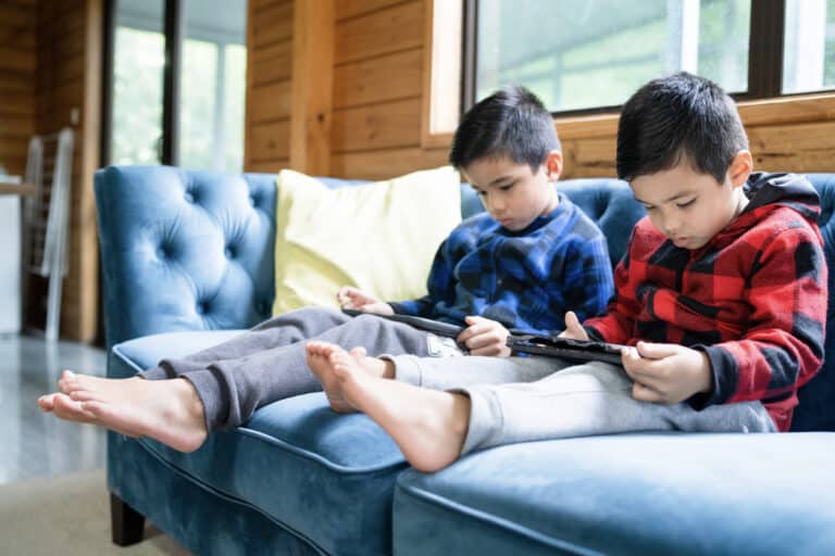 Petite enfance : une surexposition aux écrans lourde de conséquences  