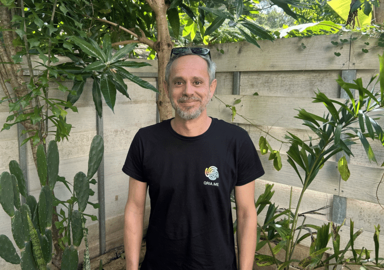 Rencontre avec Romain Compans, fondateur de QRia.me, le QR code calédonien qui transforme un scan en client fidèle  