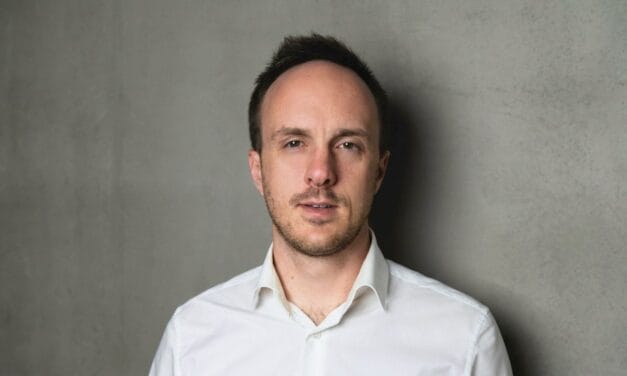 Adrien Bock, portrait d’un entrepreneur qui a tout misé sur l’IA 